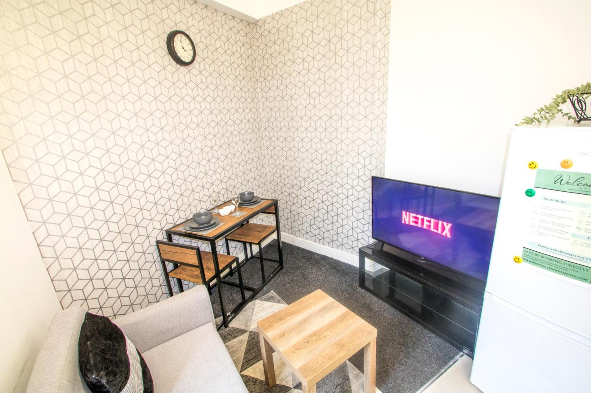 Cozy And Charming - 1 Bedroom Apartment - Free Parking, Transit Links, Close To Stadiums マンチェスター エクステリア 写真
